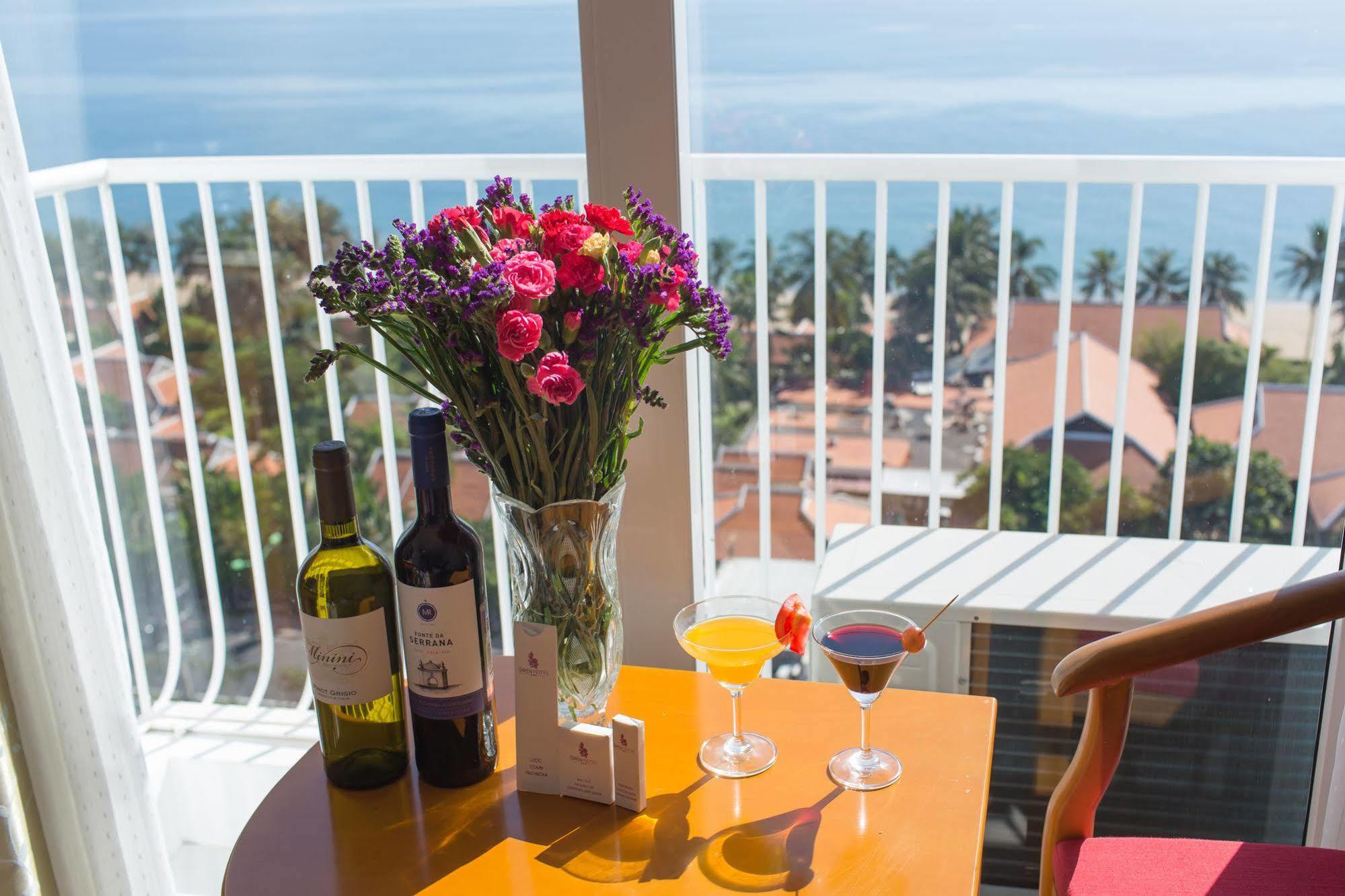 Siren Flower Hotel На Транг Екстериор снимка